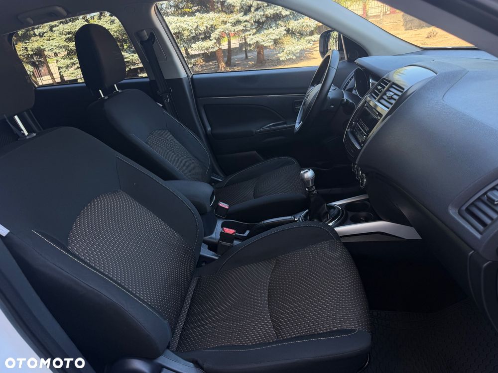 Mitsubishi ASX 1.8 DI-D 4WD Invite - 17
