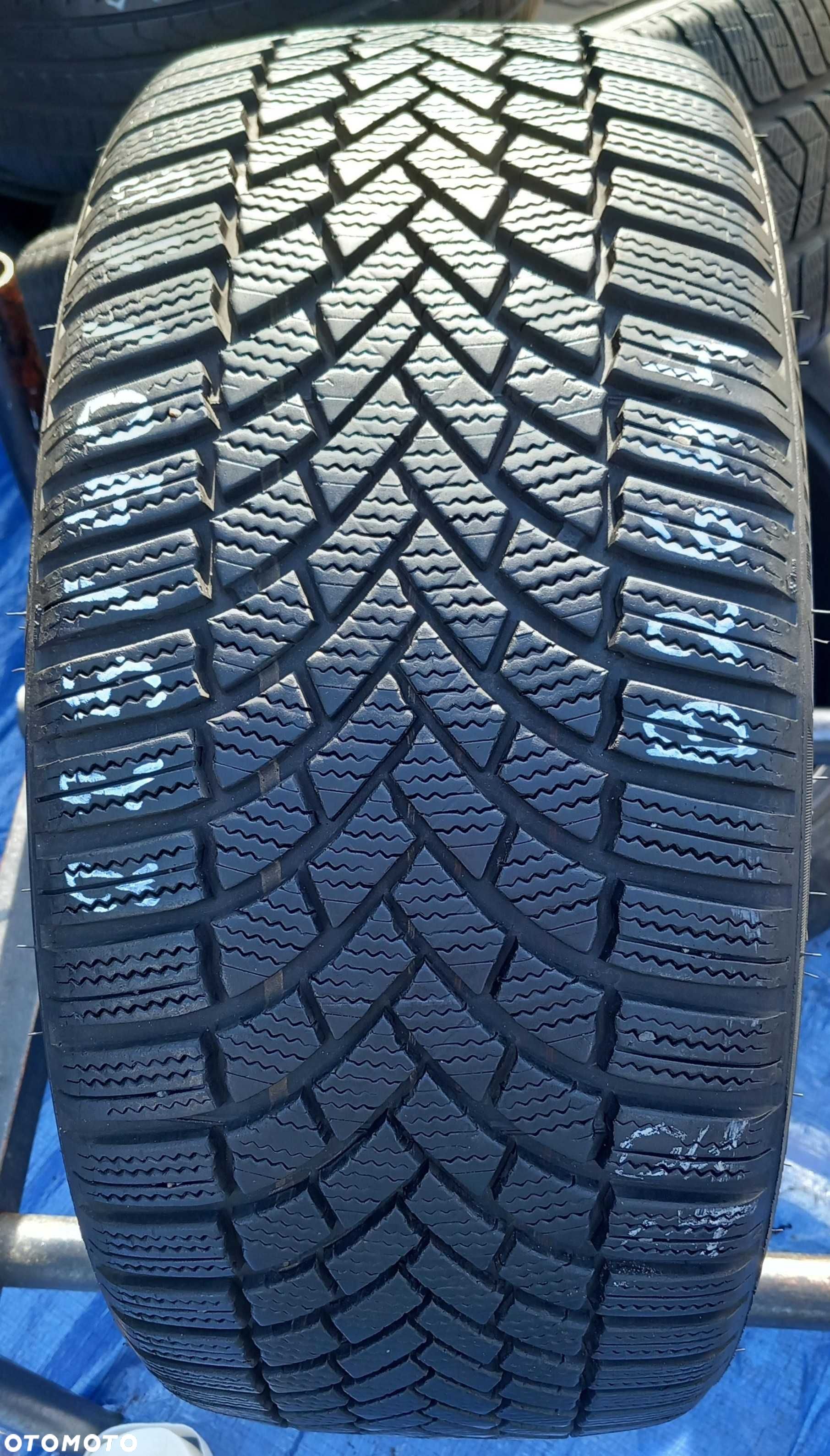 225/40/18 Bridgestone Blizzak LM005 AO 92V - 1
