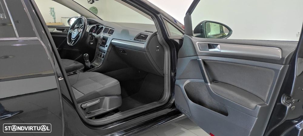 VW Golf Variant 1.6 TDi Sportline - 22