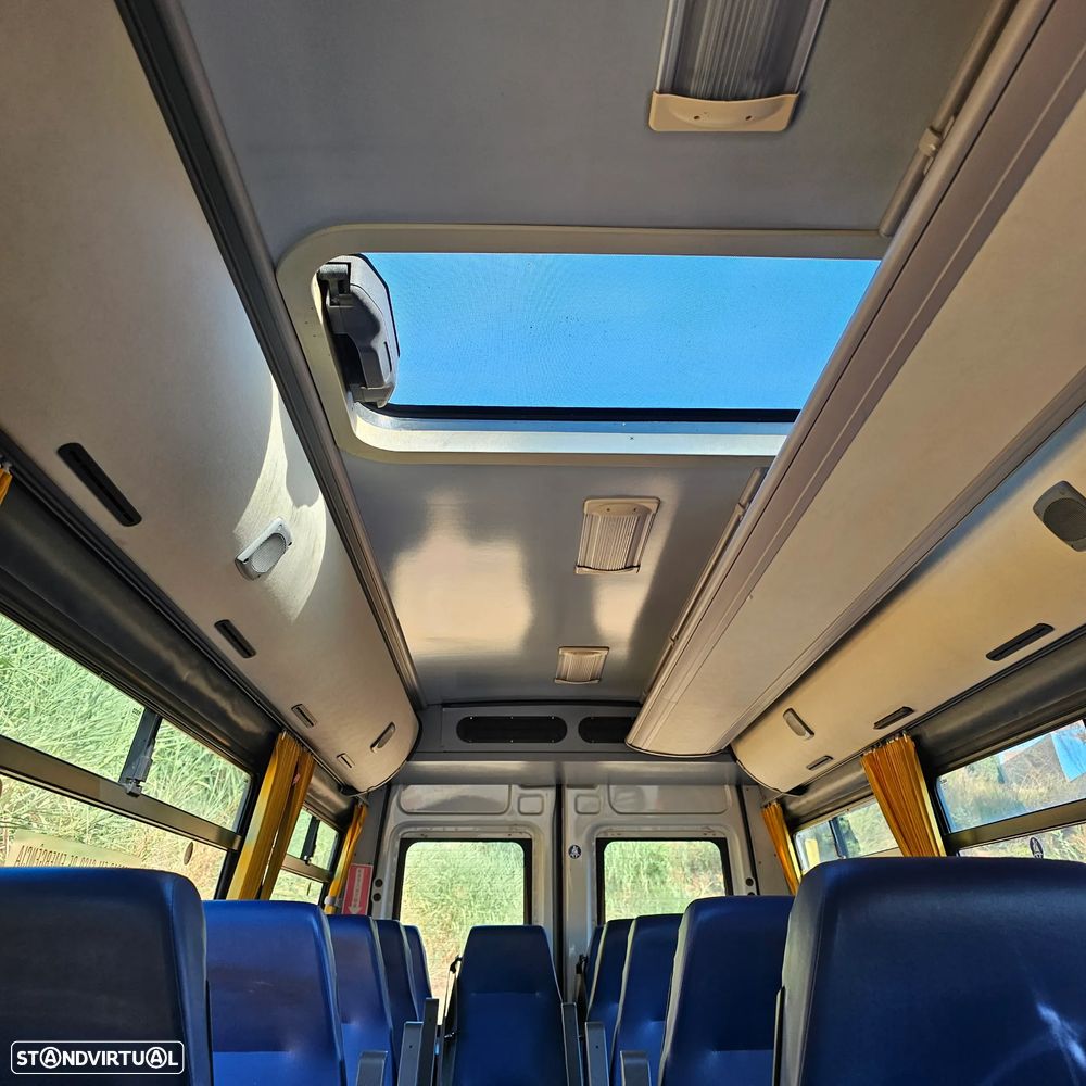 Iveco Mini Buss 21LUGARES A/C - 5