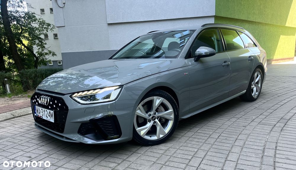 Audi A4 Avant 40 TDI quattro S tronic S line - 1