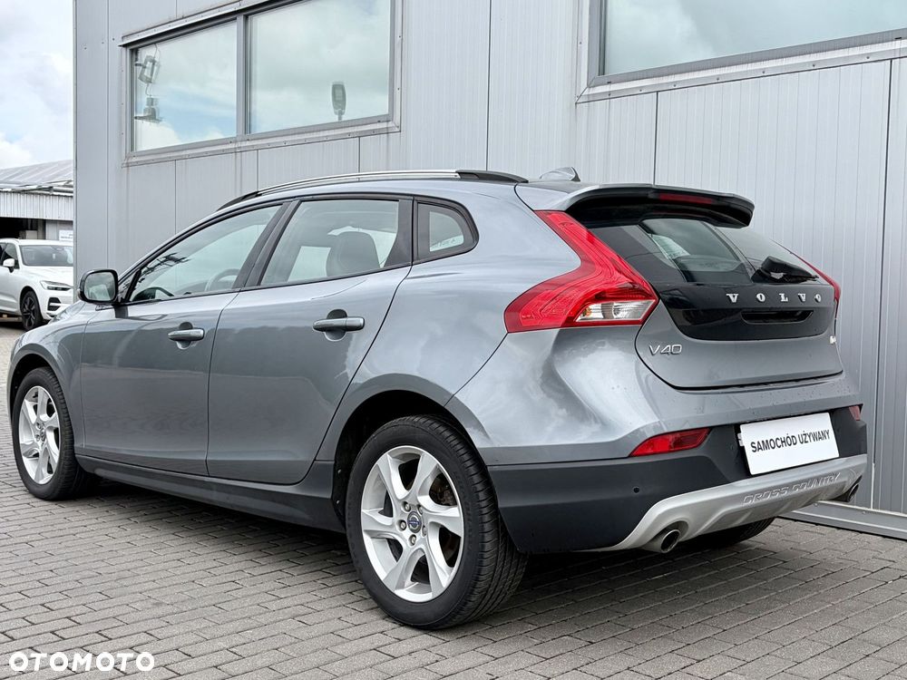 Volvo V40 - 2
