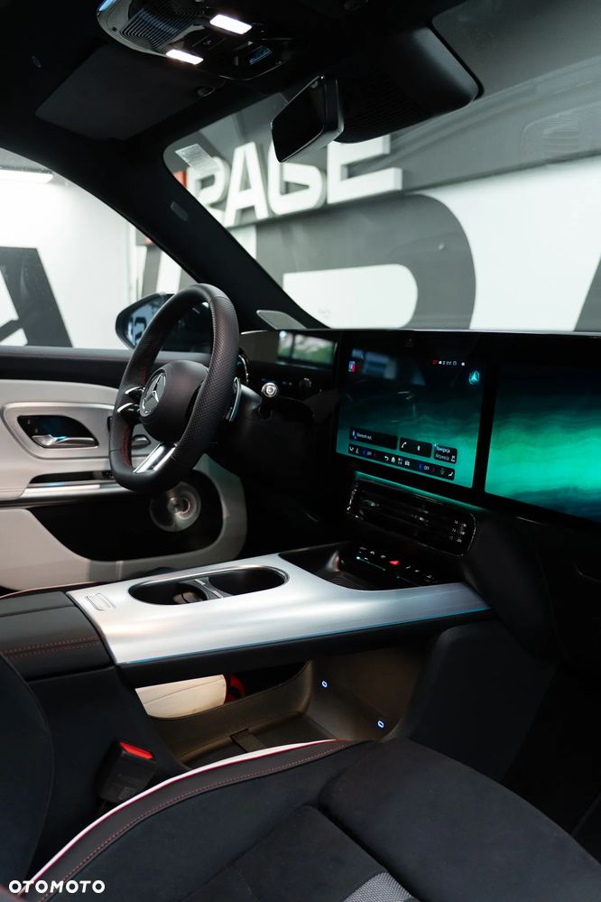 Mercedes-Benz GLB 220 mHEV 4-Matic 8G-eDCT - 34