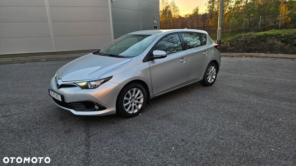 Toyota Auris 1.6 Comfort - 28