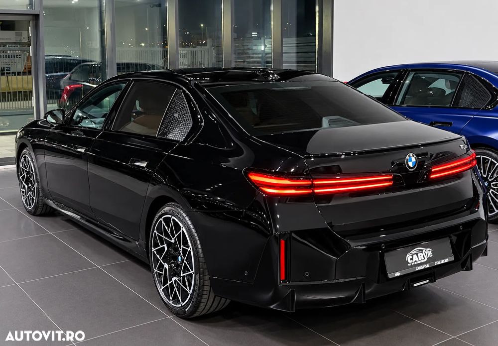 BMW Seria 7 - 13