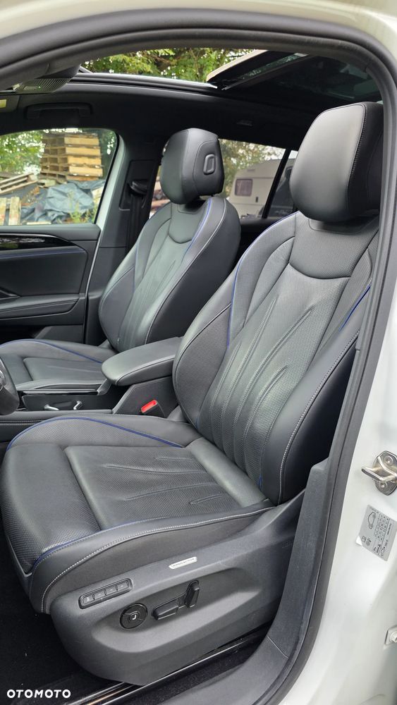 Volkswagen Tiguan 2.0 TDI 4Mot R-Line DSG - 8