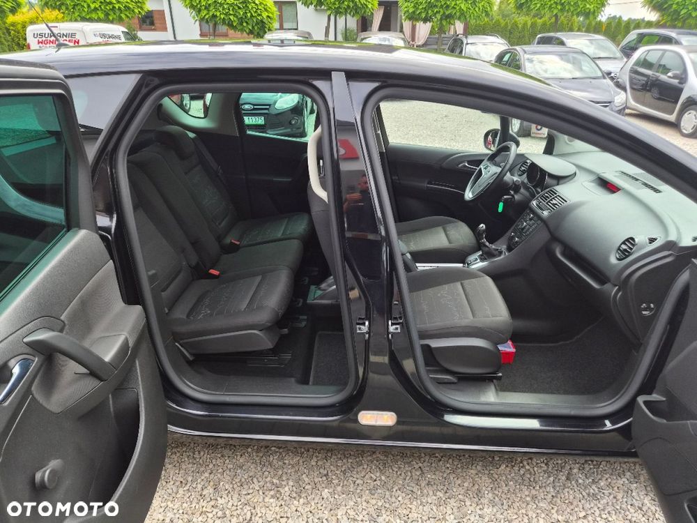 Opel Meriva - 18