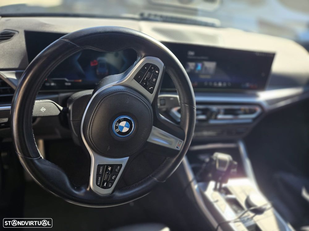 BMW i4 eDrive35 Gran Coupe M Sport - 9