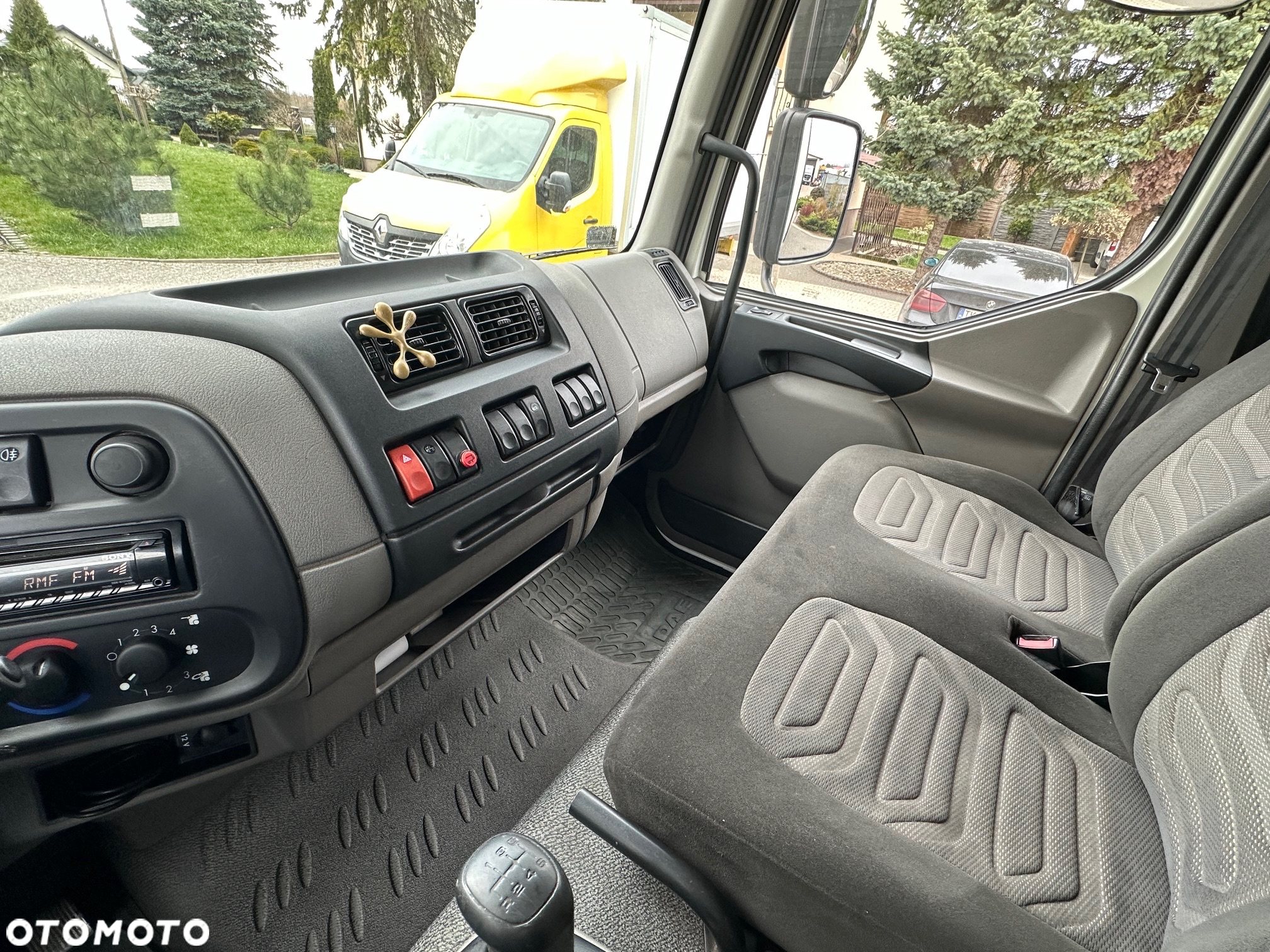DAF LF 45.180 2013r. Chłodnia + Winda Euro5 EEV - 8