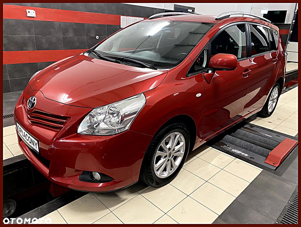 Toyota Verso 2.0 D-4D Executive - 1