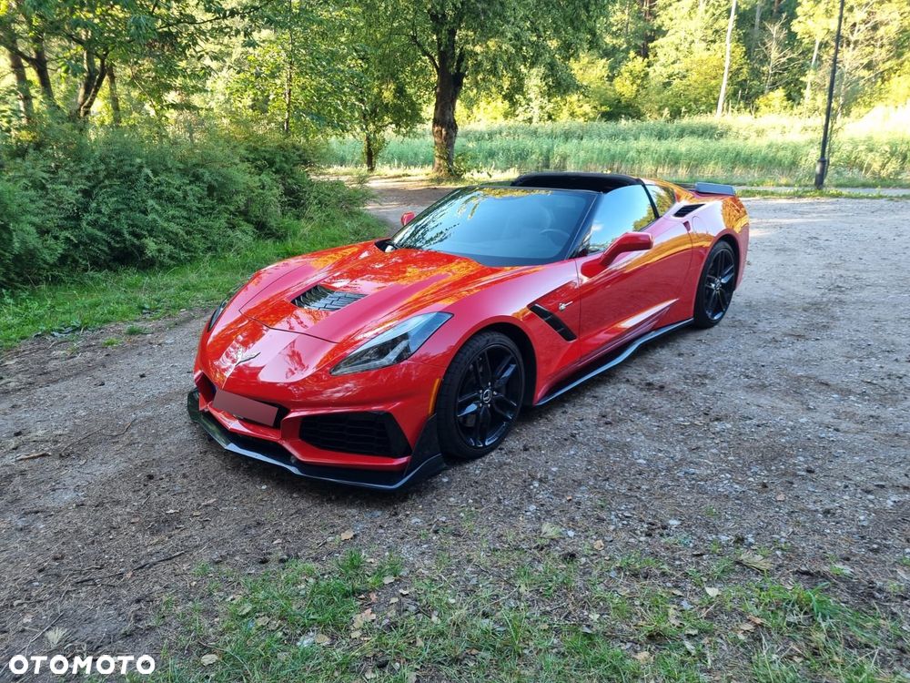 Chevrolet Corvette - 1