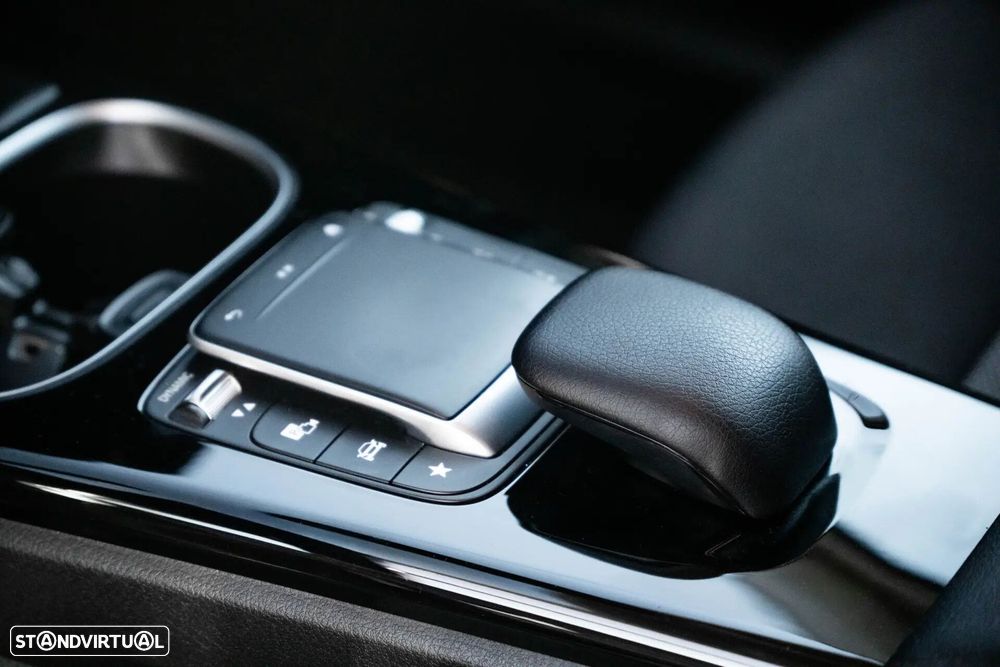 Mercedes-Benz A 250 Limousine e 8G-DCT Style - 21
