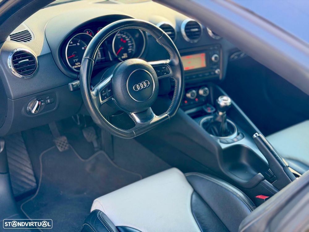 Audi TT Coupé 2.0 TFSI S-line - 11