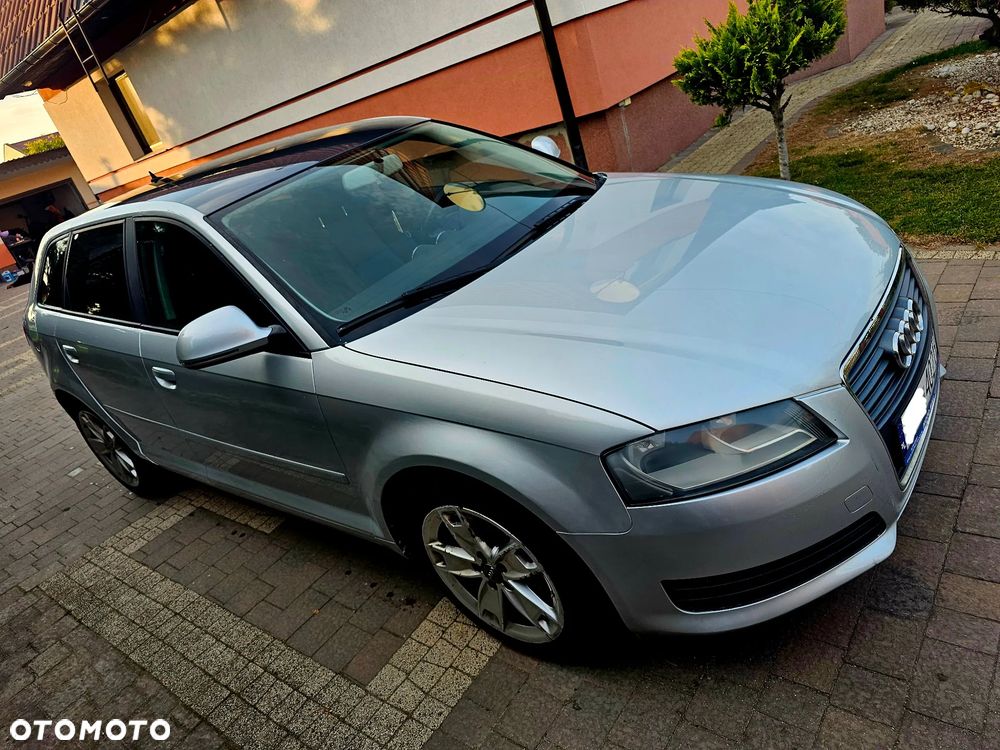 Audi A3 Sportback 2010 photo 5