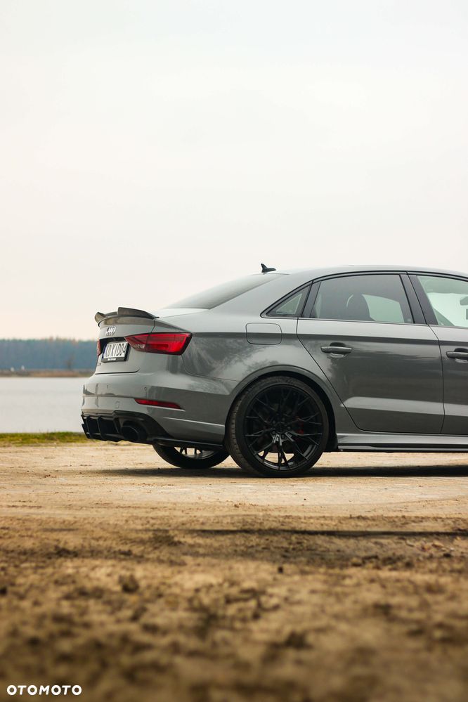 Audi RS3 Limousine TFSI quattro S tronic - 9