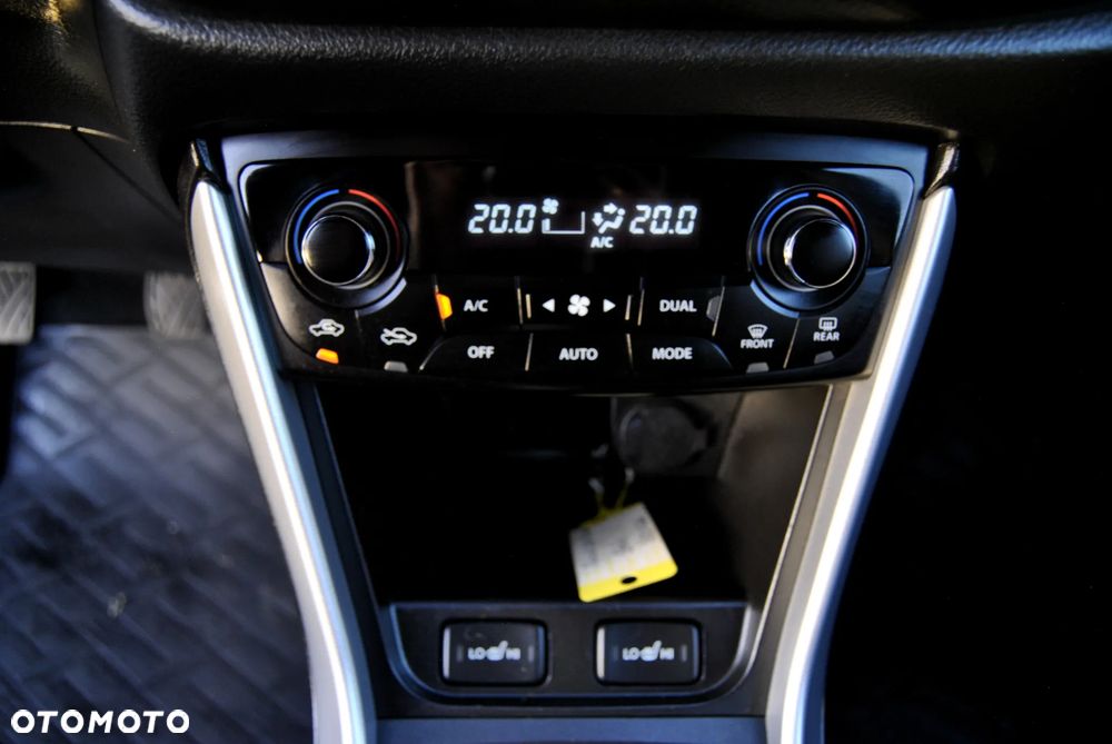 Suzuki SX4 S-Cross 1.6 DDiS Premium Plus - 25