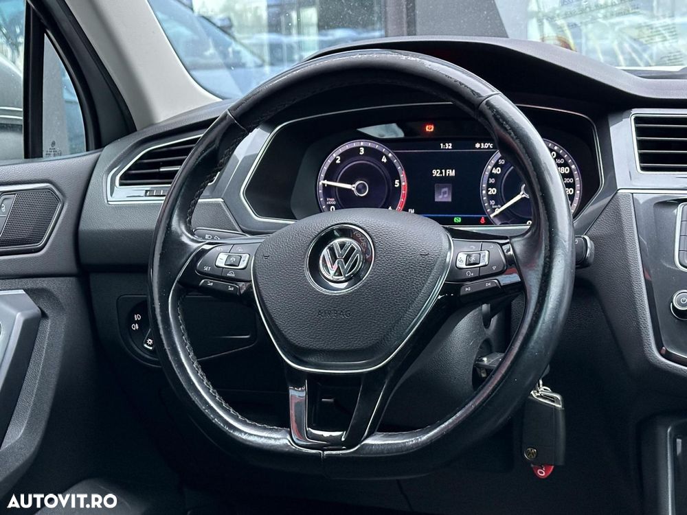 Volkswagen Tiguan - 9