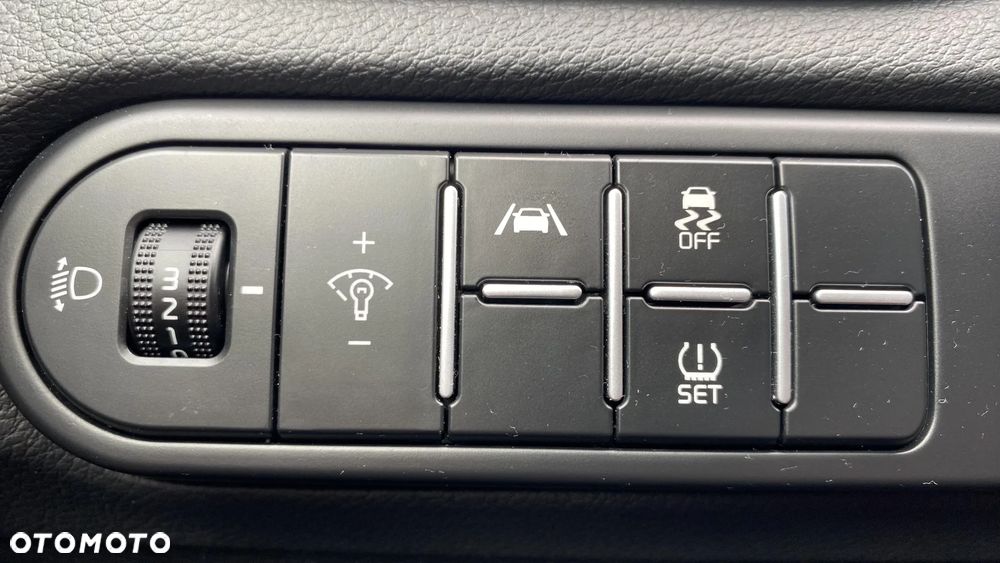 Kia Ceed 1.5 T-GDI M DCT - 14