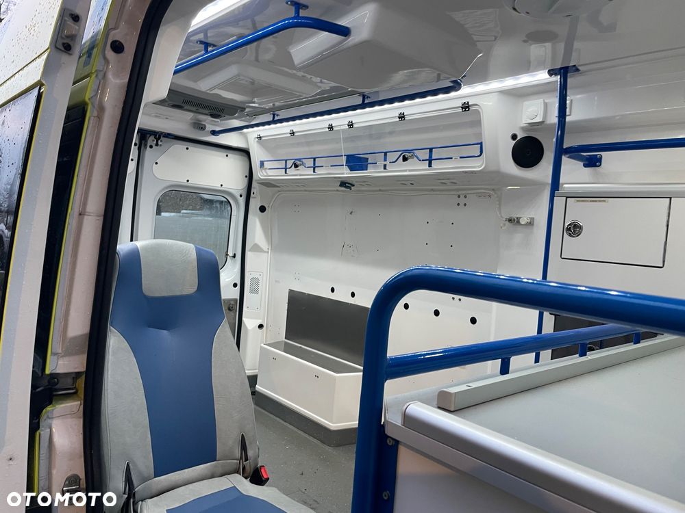 Fiat Ducato Ambulans Karetka Camper Maxxi FULLL XXXXL - 32