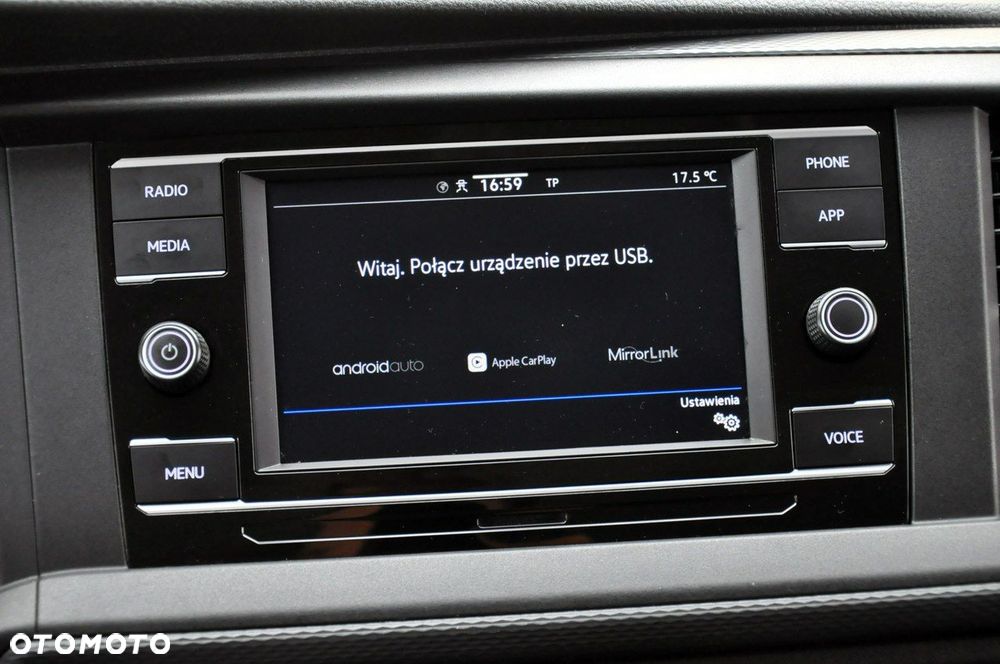 Volkswagen Caravelle - 34