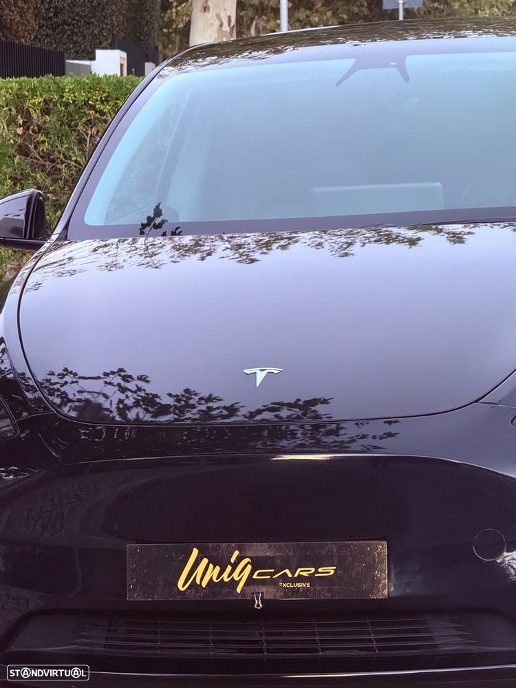Tesla Model Y Long Range Dual Motor AWD - 23