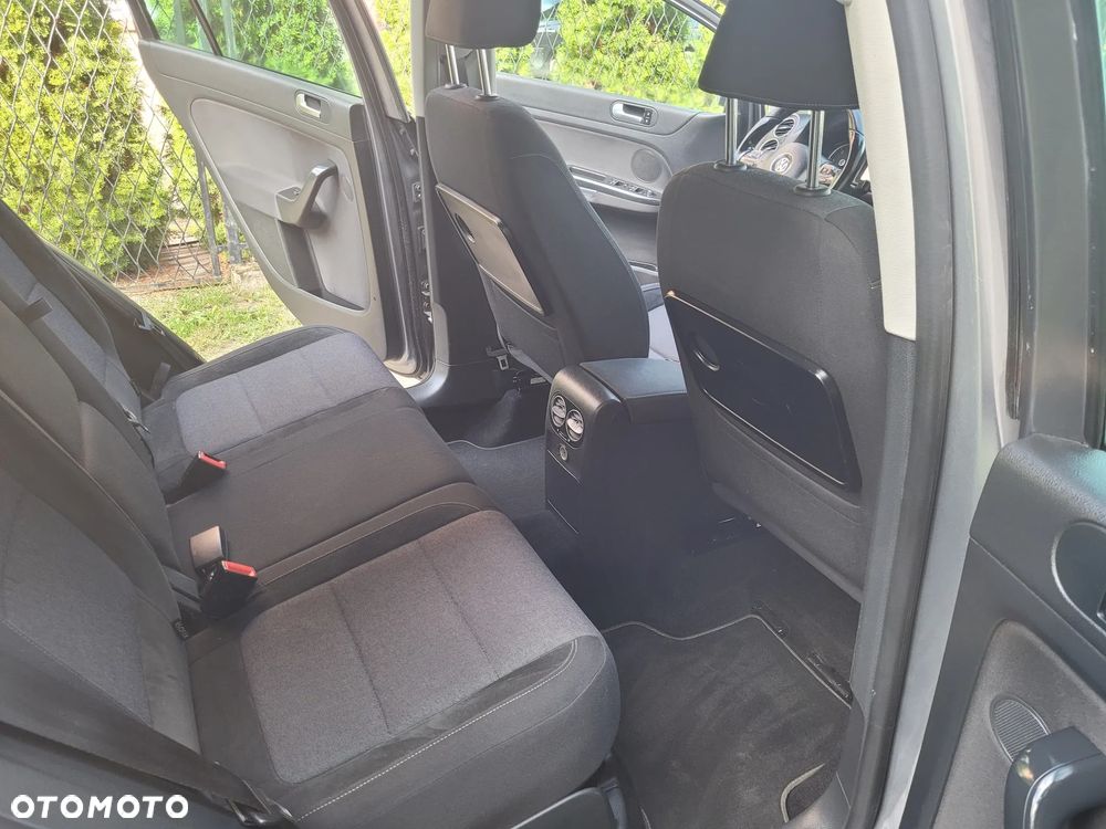Volkswagen Golf Plus - 29