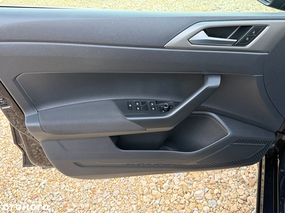 Volkswagen Polo 1.0 Comfortline - 11