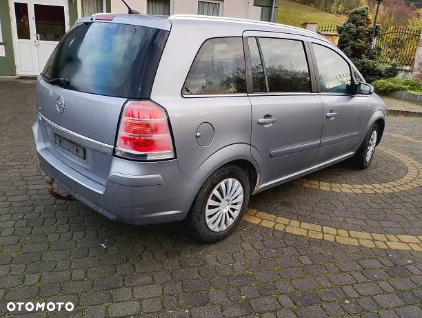 Opel Zafira 1.8 - 7