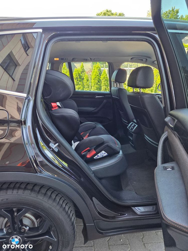BMW X3 xDrive28i xLine - 27
