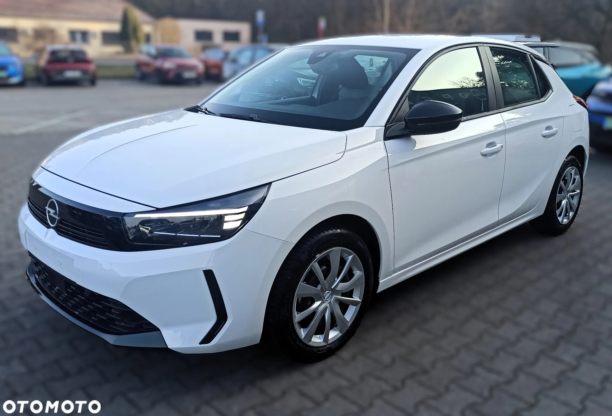 Opel Corsa 1.2 Edition S&S - 4