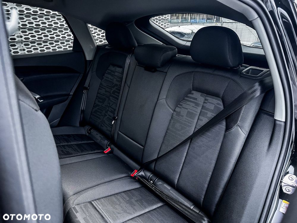 Audi Q5 Sportback - 33