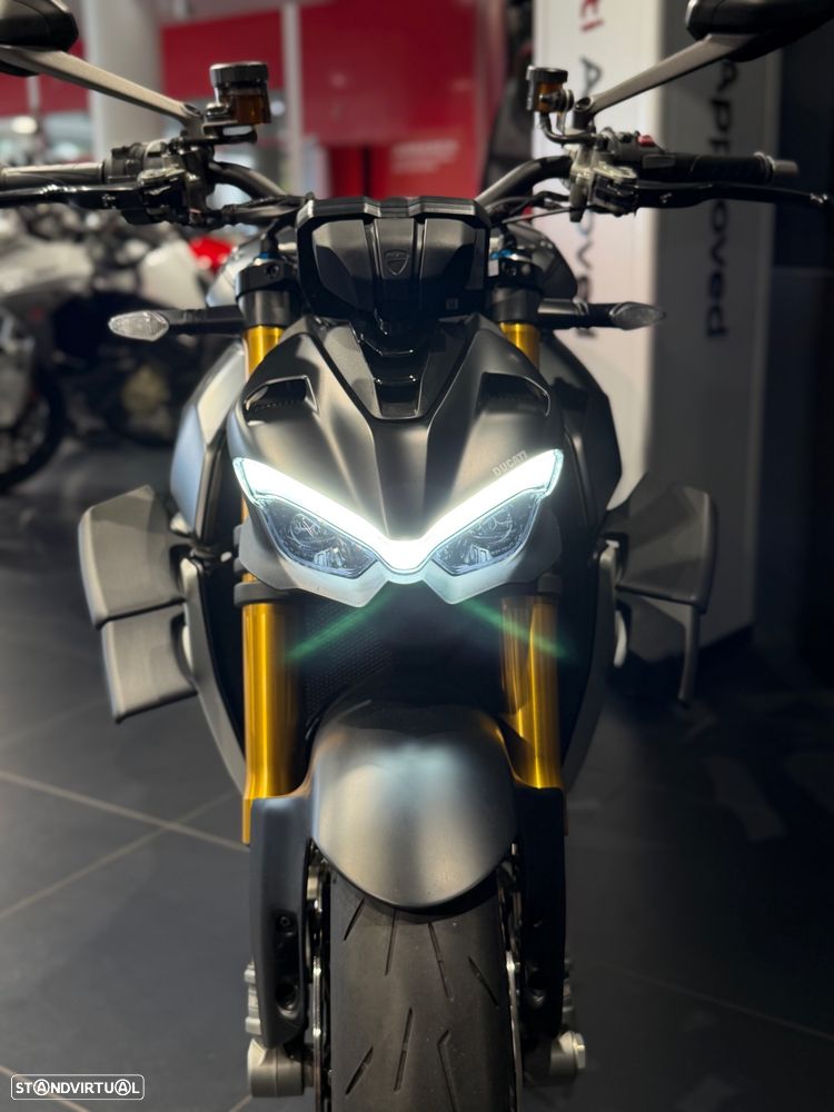 Ducati Streetfighter V4 S - 10