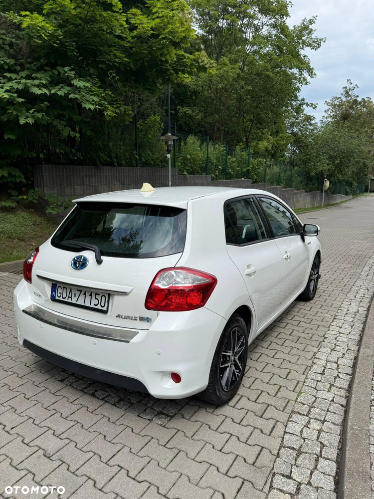 Toyota Auris - 4