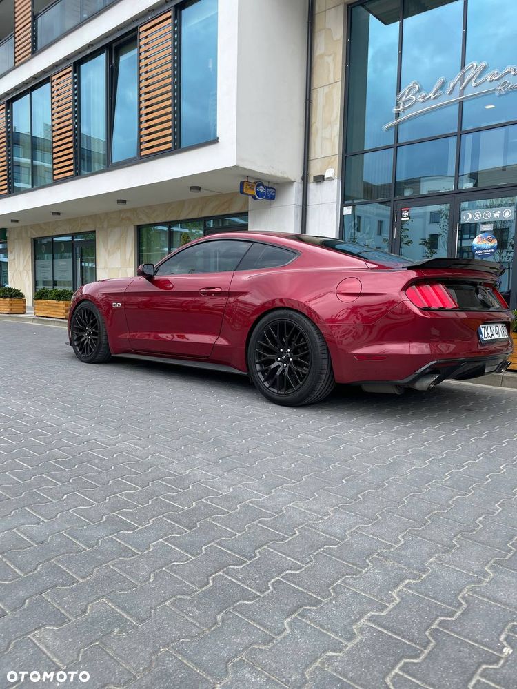 Ford Mustang 5.0 V8 GT - 16