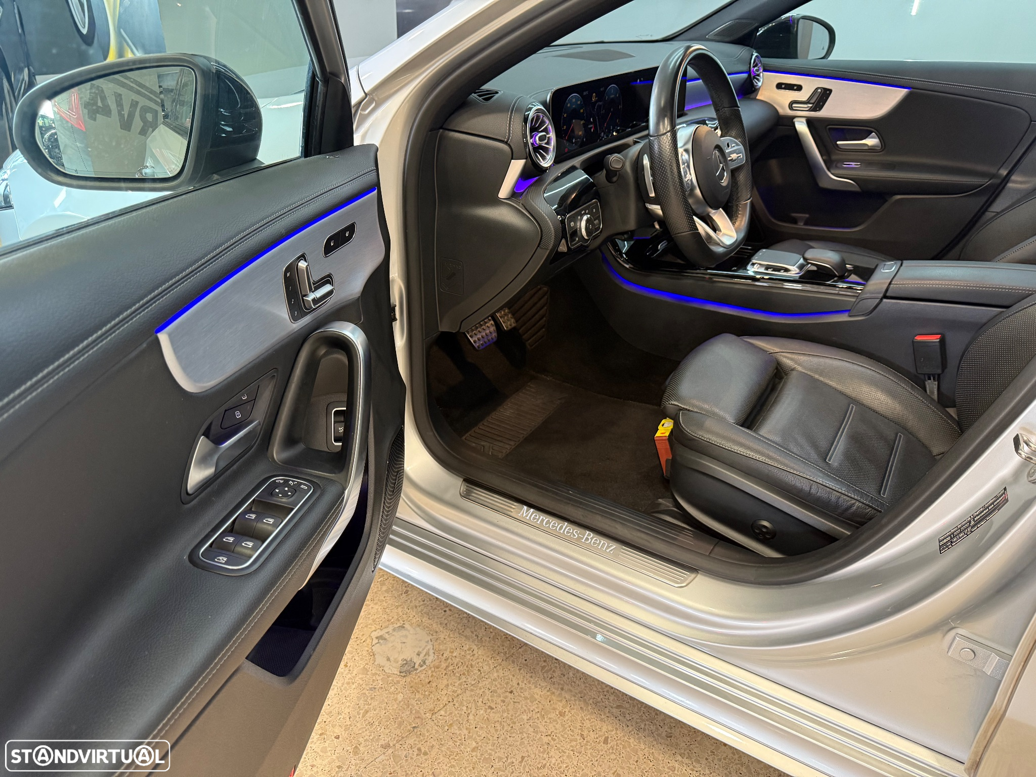 Mercedes-Benz A 180 Limousine d 7G-DCT AMG Line - 3
