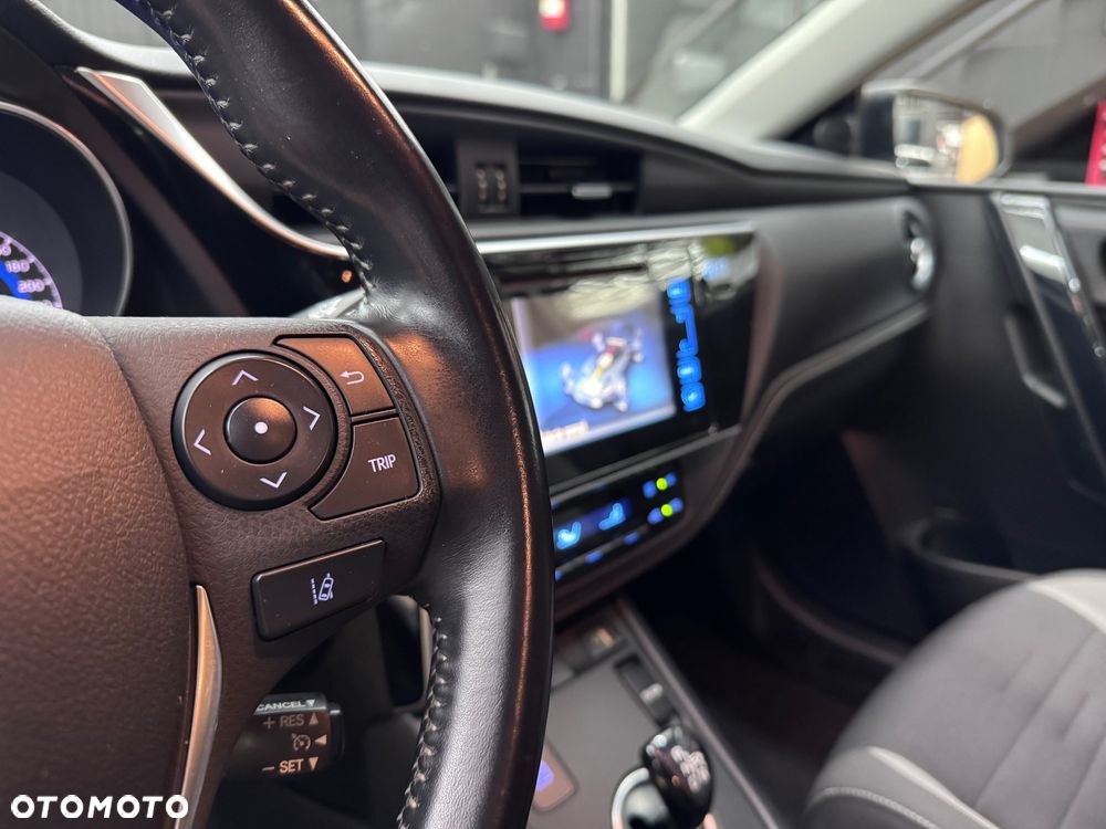 Toyota Auris - 34