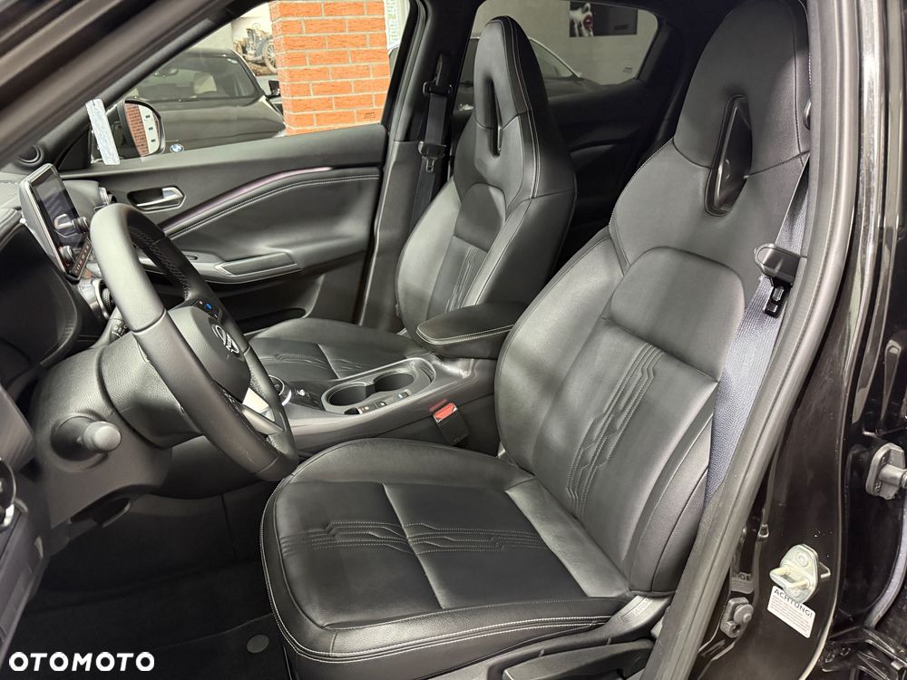 Nissan Juke 1.6 Hybrid 4AMT Tekna - 16
