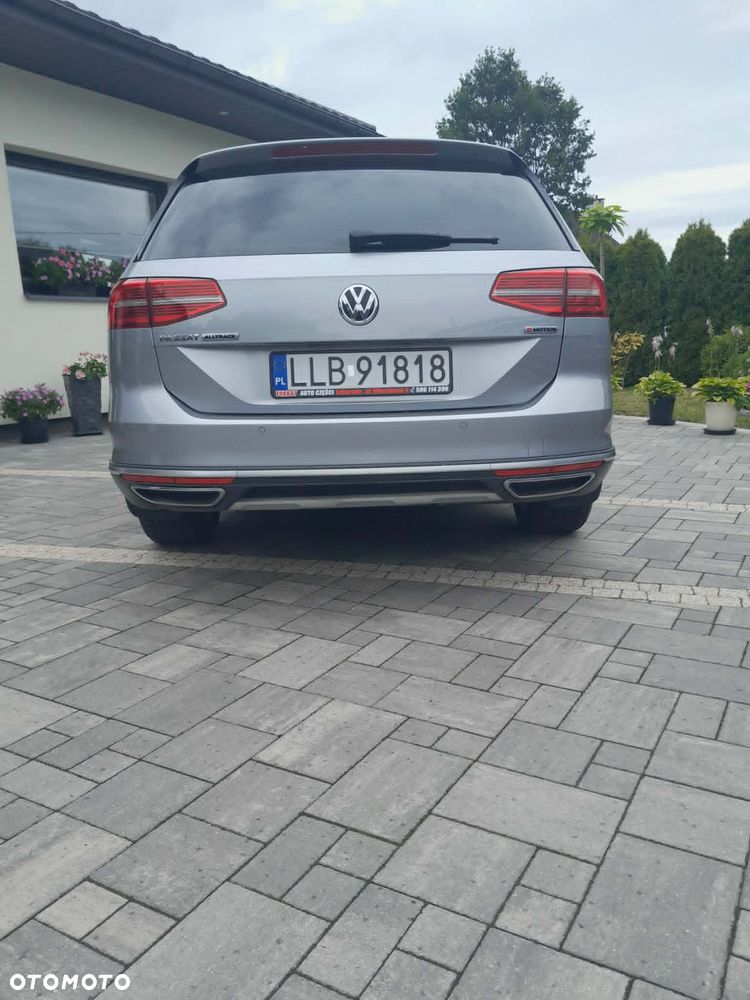Volkswagen Passat Alltrack - 10