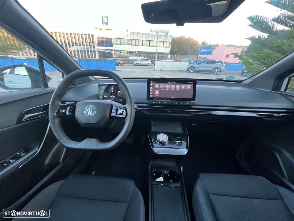 MG MG4 51 kWh Standard - 60