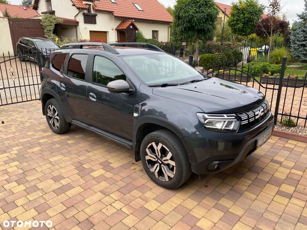 Dacia Duster 2023 photo 2