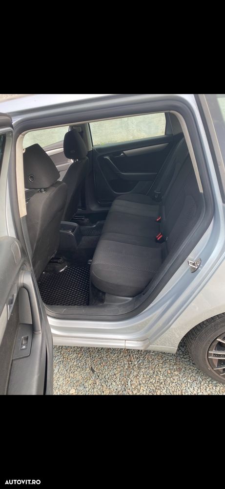 Volkswagen Passat 2.0 TDI BlueMotion Technology Comfortline DSG - 6