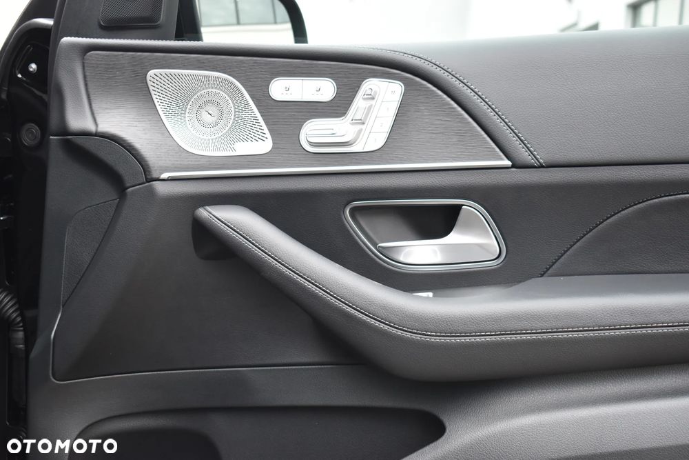 Mercedes-Benz GLE - 16