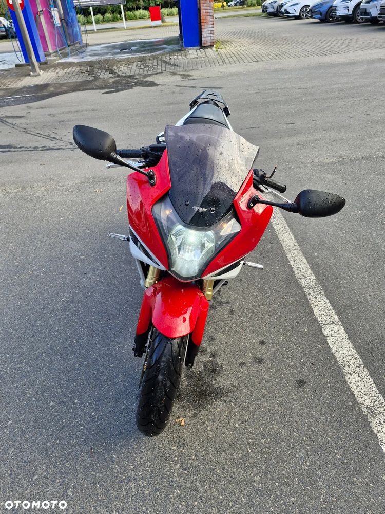 Honda CBR - 4