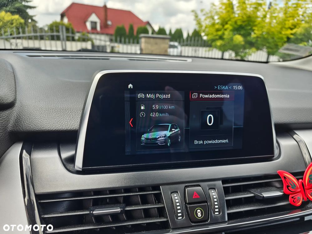 BMW Seria 2 216d - 11