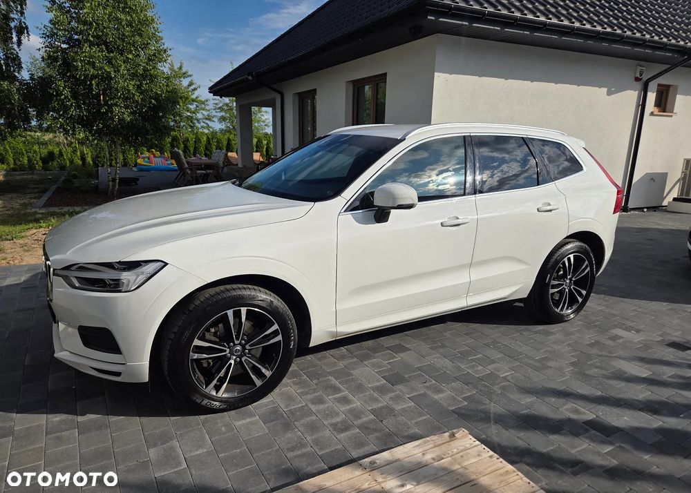 Volvo XC 60 T4 Momentum - 2
