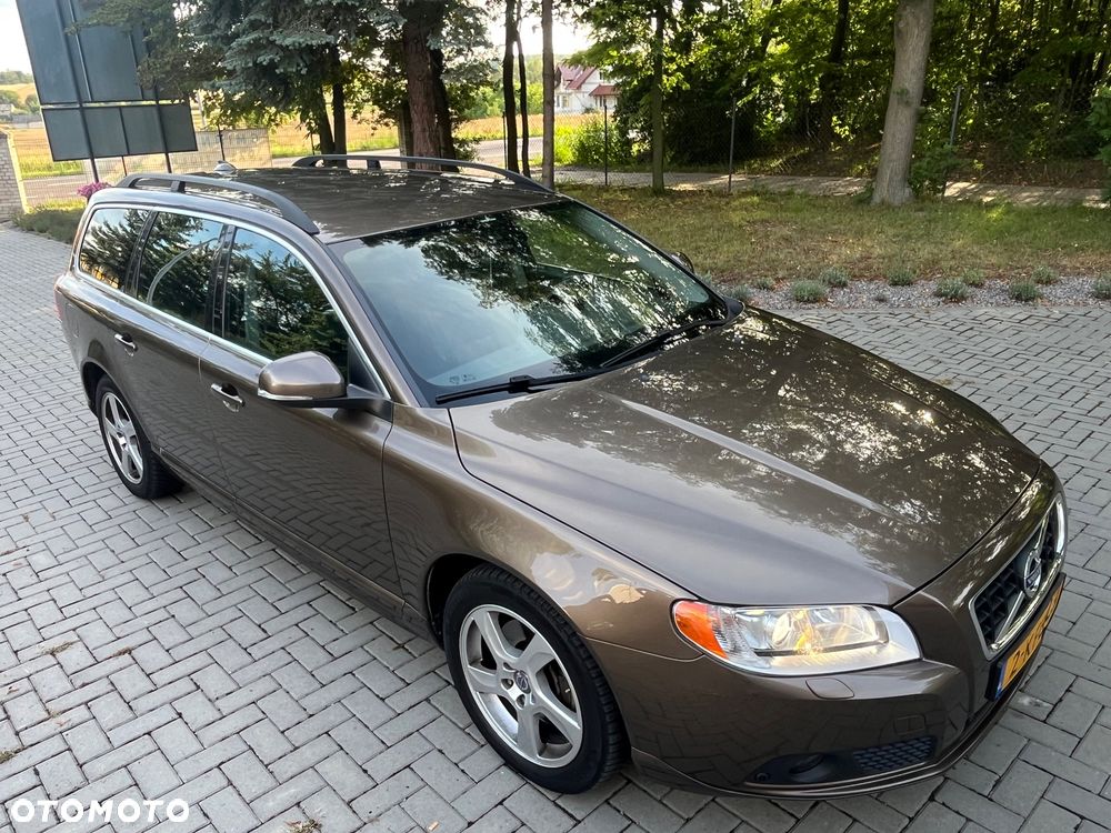 Volvo V70 D4 Momentum - 3