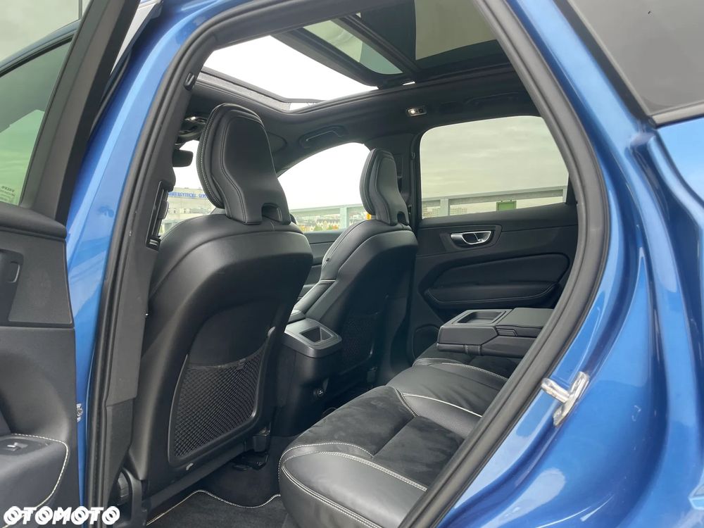 Volvo XC 60 T4 Geartronic RDesign - 28