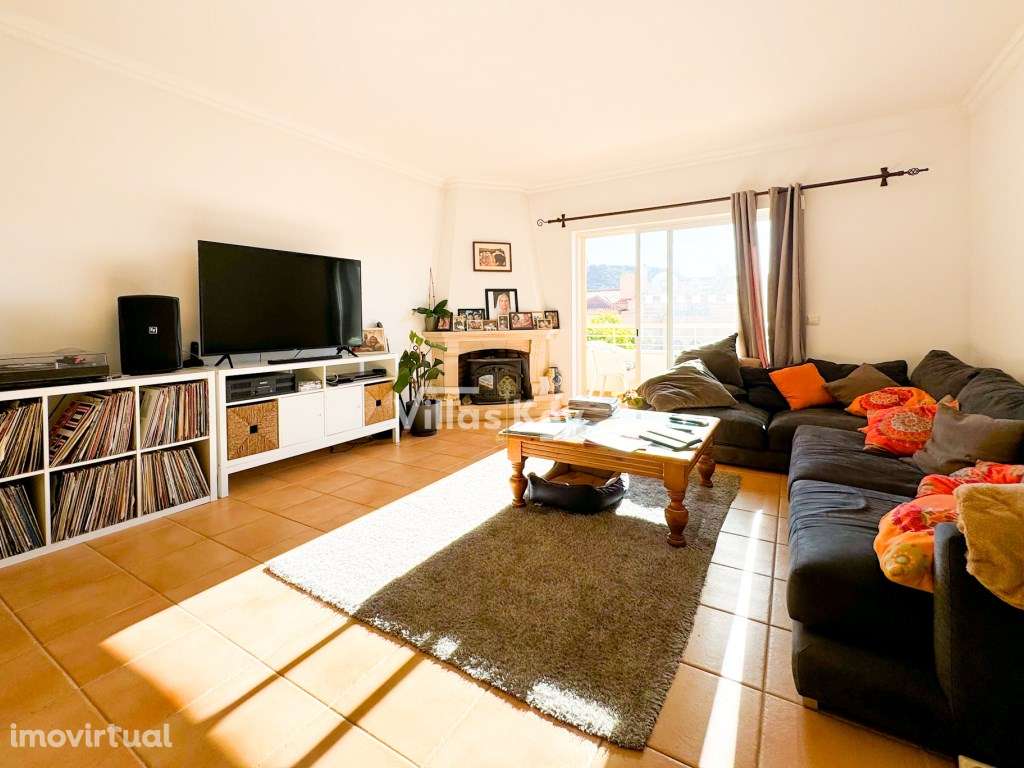 Charmoso apartamento com 3 quartos perto da praia - Grande imagem: 2/25