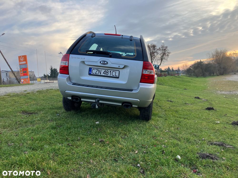 Kia Sportage 2.0 CRDI DPF LX - 8