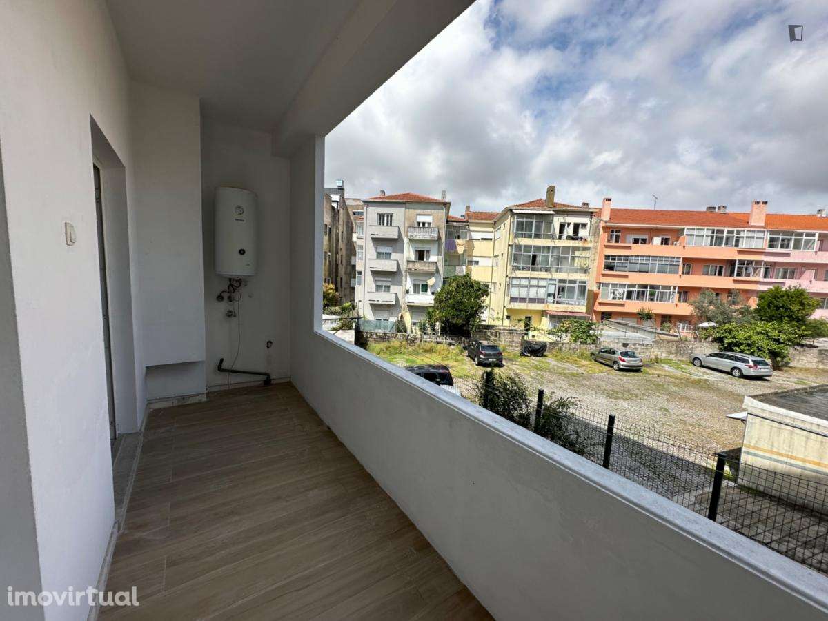 Quarto - localizado em Paranhos Porto - Grande imagem: 5/5